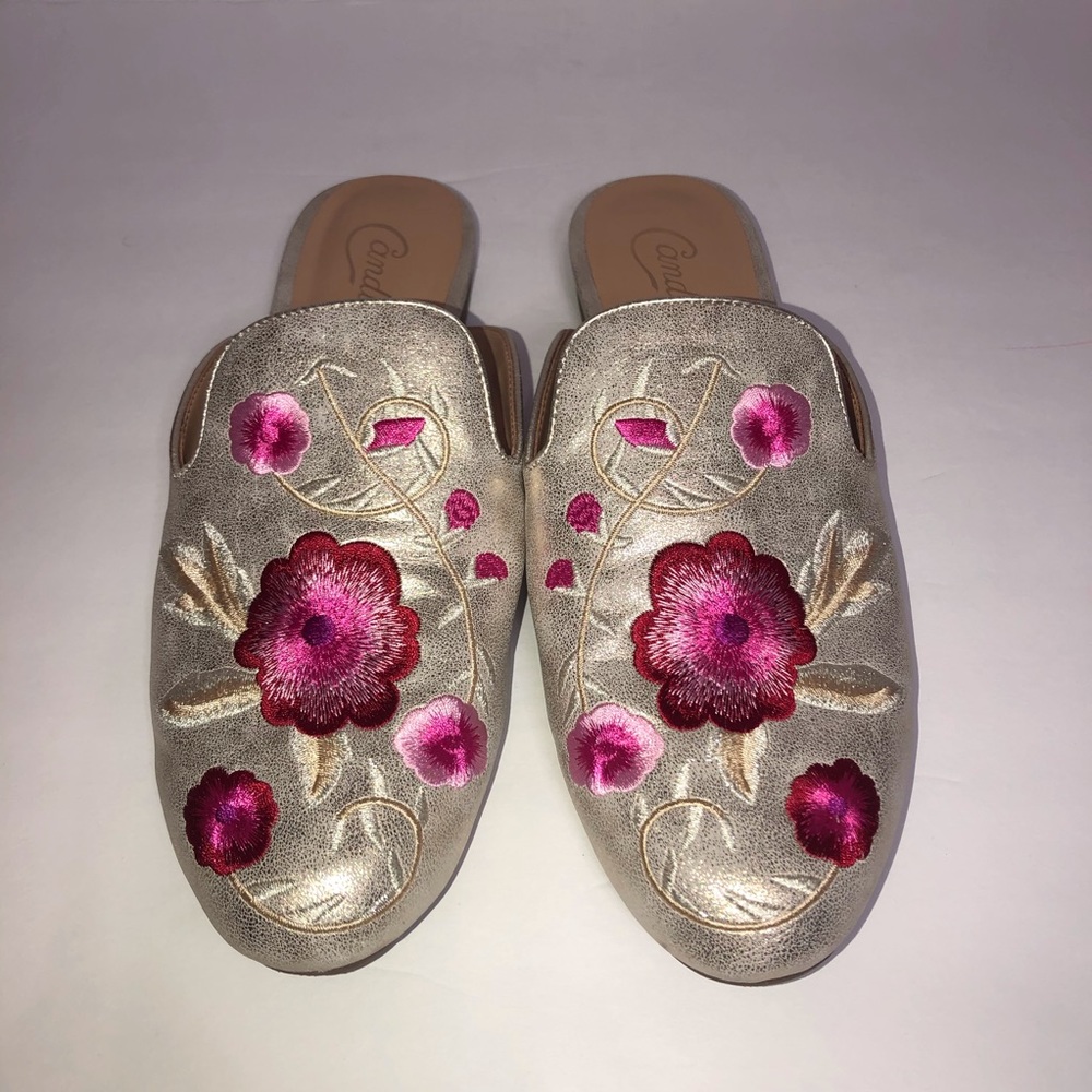 Candie's Bokchoy Embroidered Floral Mules Sz 8.5 - Picture 2 of 6